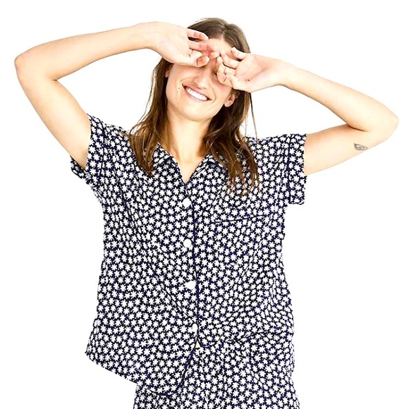 Madewell Tops - Madewell | Daisy Short Sleeve Cotton Button Down Top